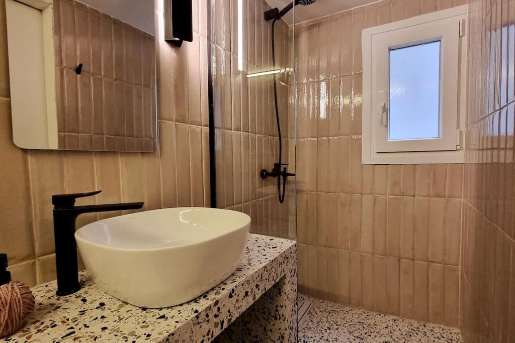 Μπροστά Στη Πλατεία Ναυαρίνου/Τσιμισκη Διαμέρισμα Selanik Dış mekan fotoğraf